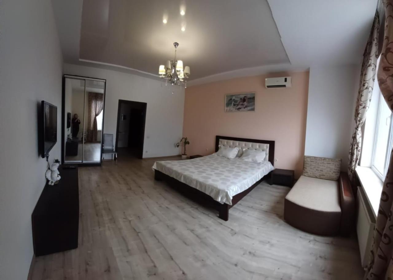 Apartament Na Panteylemonovskaya Odessa Exterior foto